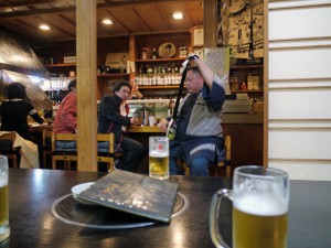 津軽三味線、澁谷さん居酒屋生ライブ